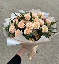Букет Кремовые розы Латте в Унъюган