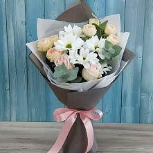 Букет цветов из:  Хризантемы и Розы в Унъюган