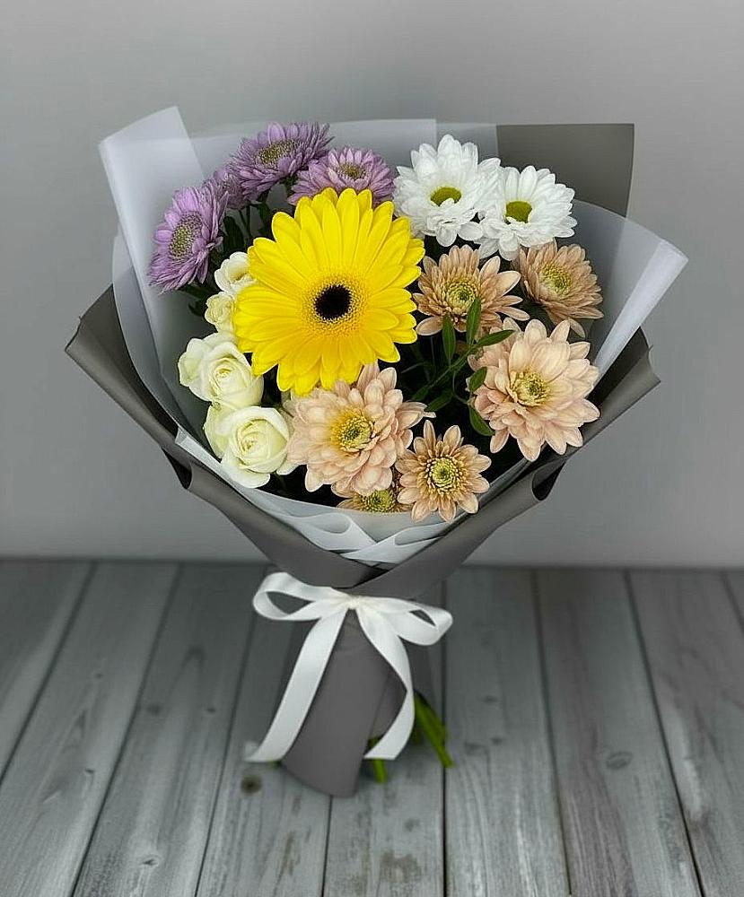 Букет цветов из: Розы, Герберы и Хризантемы в Унъюган