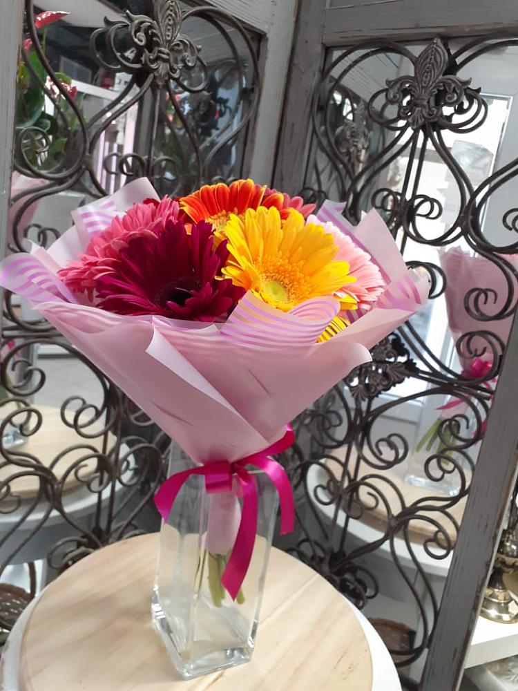 Букет цветов из: Герберы в Унъюган