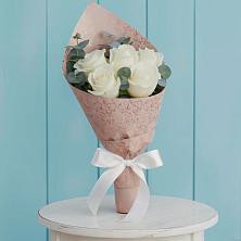 Букет цветов из:  Розы в Унъюган
